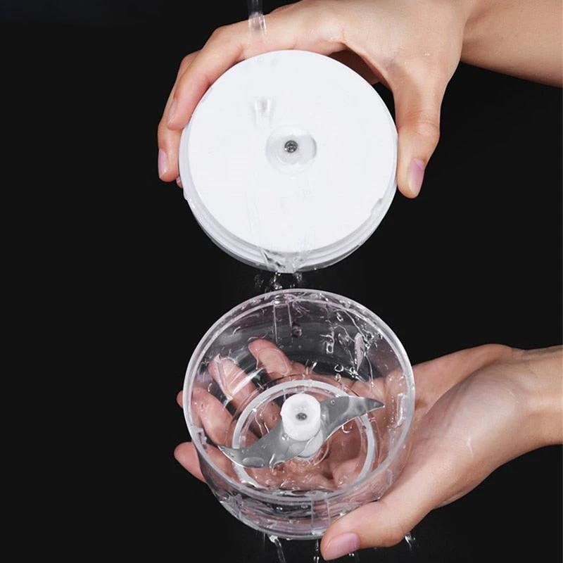 ZerkliX Electric Mini Chopper | Compact & Rechargeable | BPA-free & Stainless Steel Blades | 150 ml by BowLift