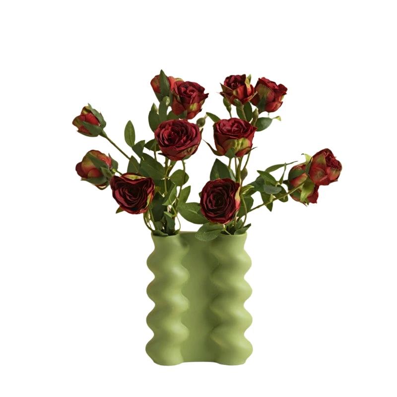 Elegant ceramic design for elegant flower arrangements Bowlift by Bowlift