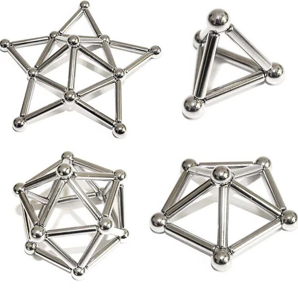 Magnetic rods & balls for innovative toy constructions by BowLift