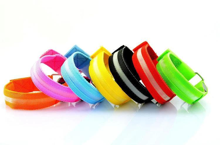 LightUp - Glowing LED Sport Band by Bowlift