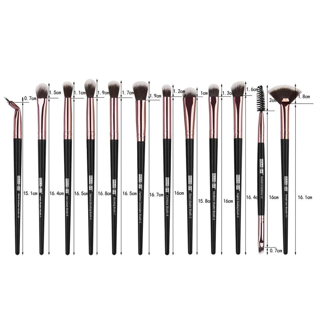 Set of 12 Professional Make-Up Brushes by Bowlift
