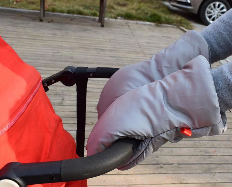Puffy - Stroller Handlebar Clutch Gloves by Bowlift