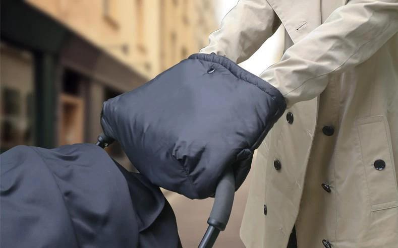 Puffy - Stroller Handlebar Clutch Gloves by Bowlift