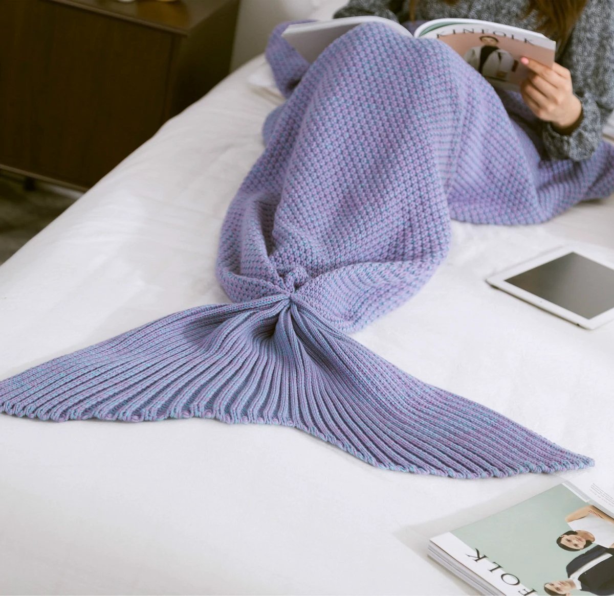 The Amazing Mermaid Blanket - w/ Free Shipping! by Bowlift