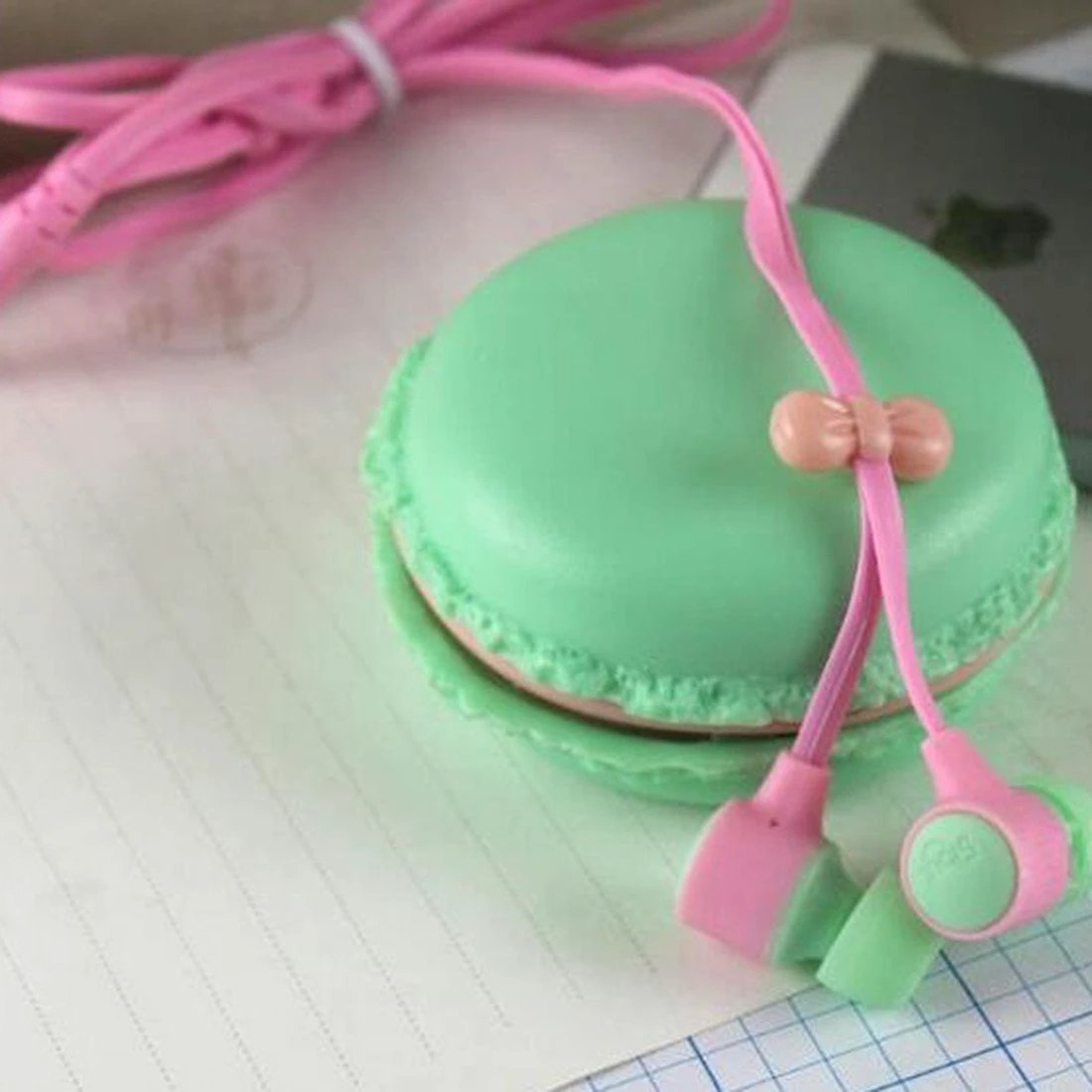Macaron Earphones - with Case by Bowlift