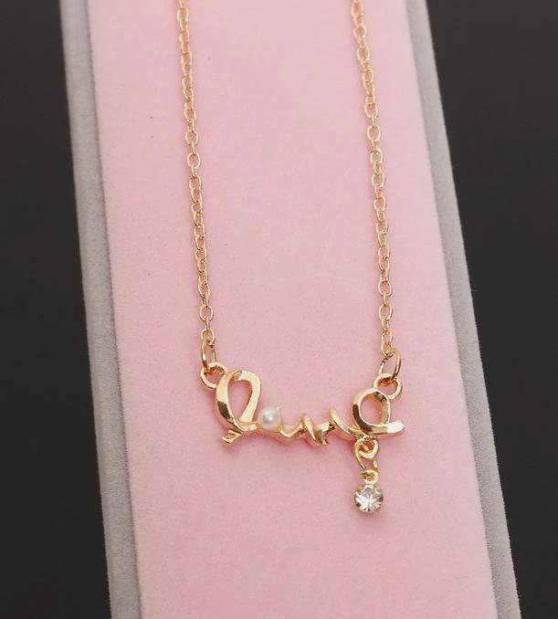 Love - The Vintage Necklace by Bowlift