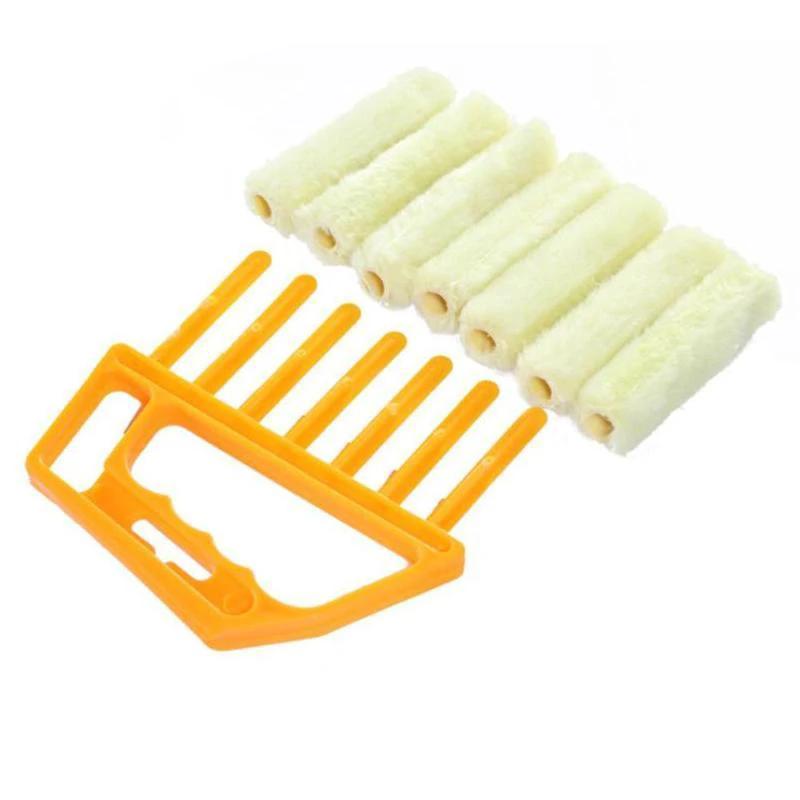 GoBtween - Microfiber Blind Cleaner by Bowlift