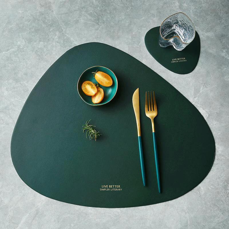 4 Colours Triangle Placemat Set by Bowlift