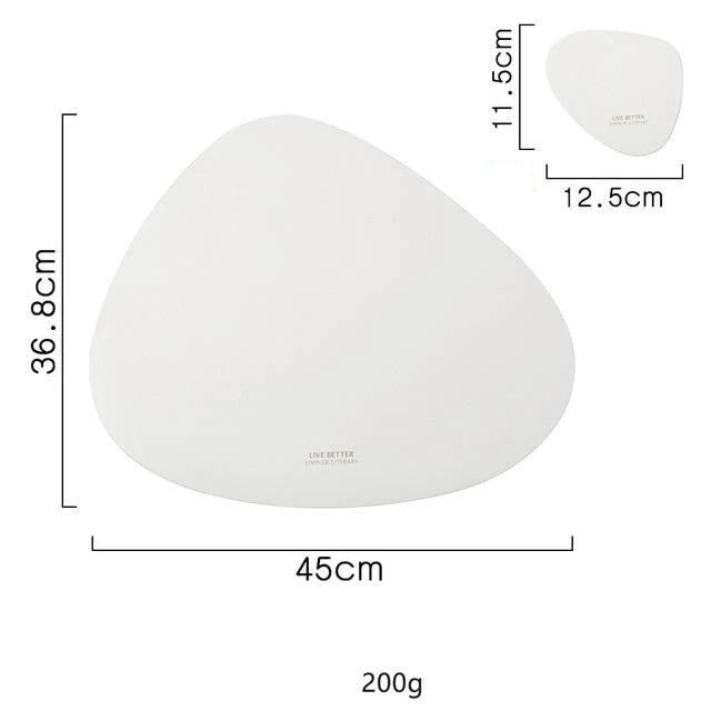 4 Colours Triangle Placemat Set by Bowlift