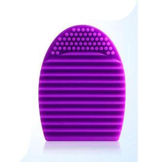 The Amazing Makeup Brush Cleaner by Bowlift