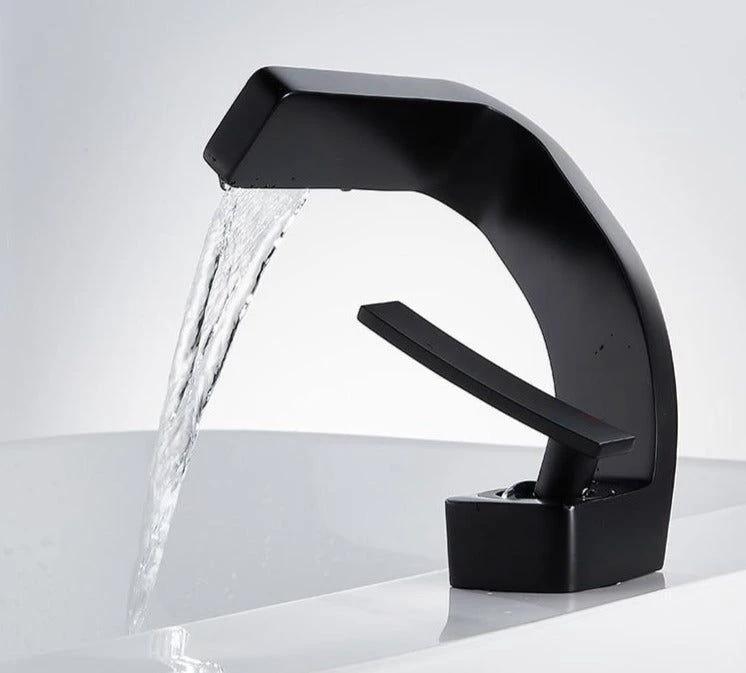 AquaArc Modern Kitchen Faucet Bowlift by Bowlift