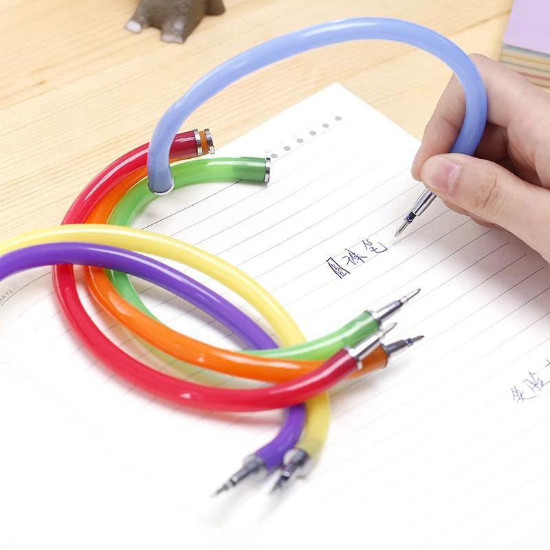 PenMe - Flexible Ball Point Pen Bracelet by Bowlift