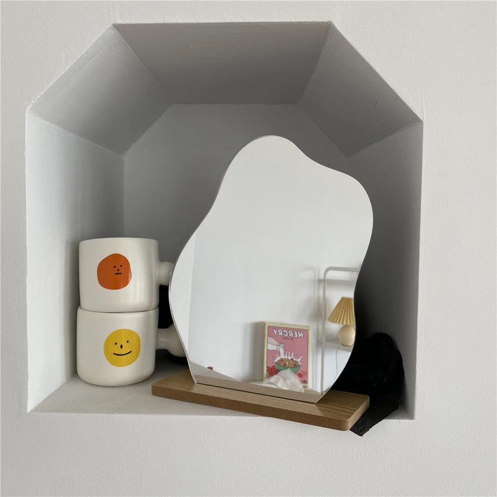 Wavy & Curvy Mirror by Bowlift