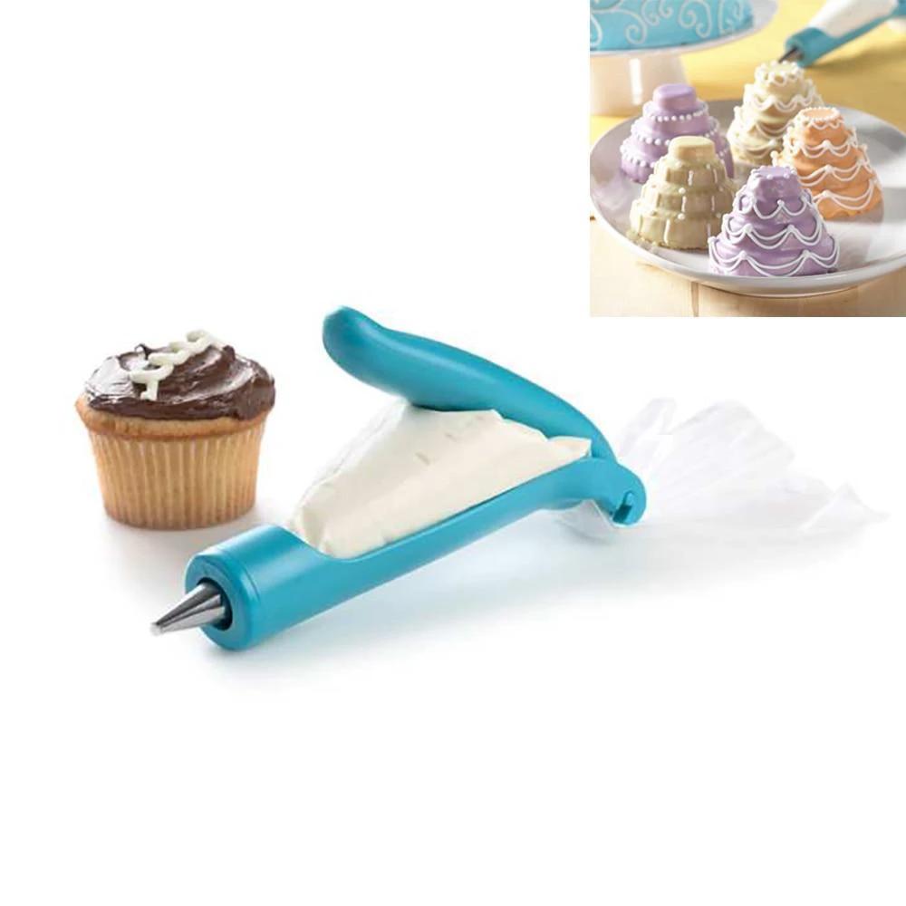 Icing Pen Decorating Tool by Bowlift