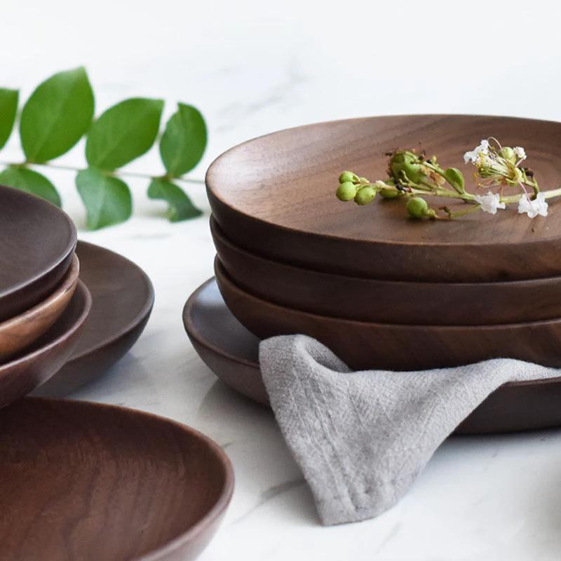 Hand-Made Round Natural Wooden Plates by Bowlift