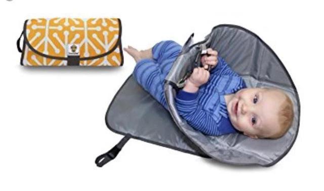 3-IN-1 Clean hands Changing Pad by BowLift