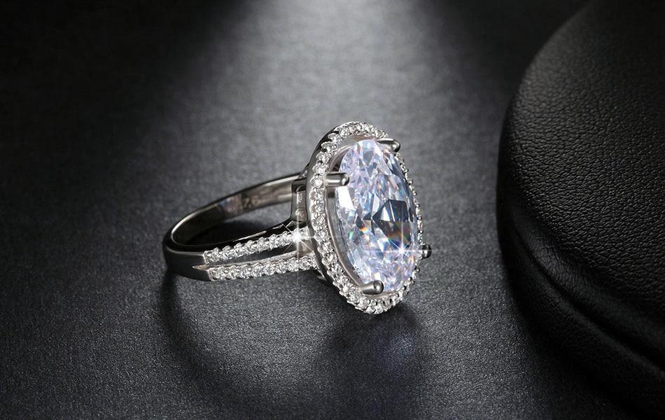 Oval Cut 6ct CZ Ring by Bowlift