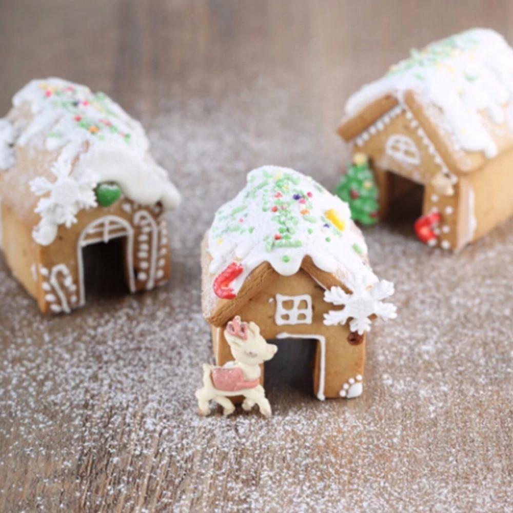 Gingerbread House Cookie Cutters by Bowlift