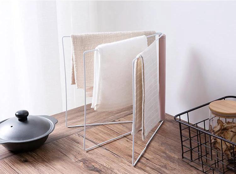 Kai - Foldable Towel Rack by Bowlift