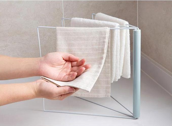 Kai - Foldable Towel Rack by Bowlift