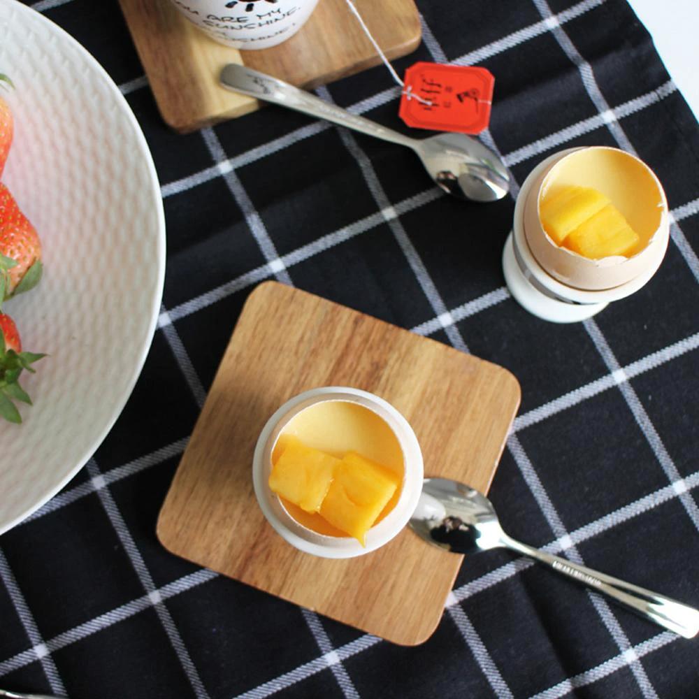 Goblet - Ceramic Egg Cup by Bowlift