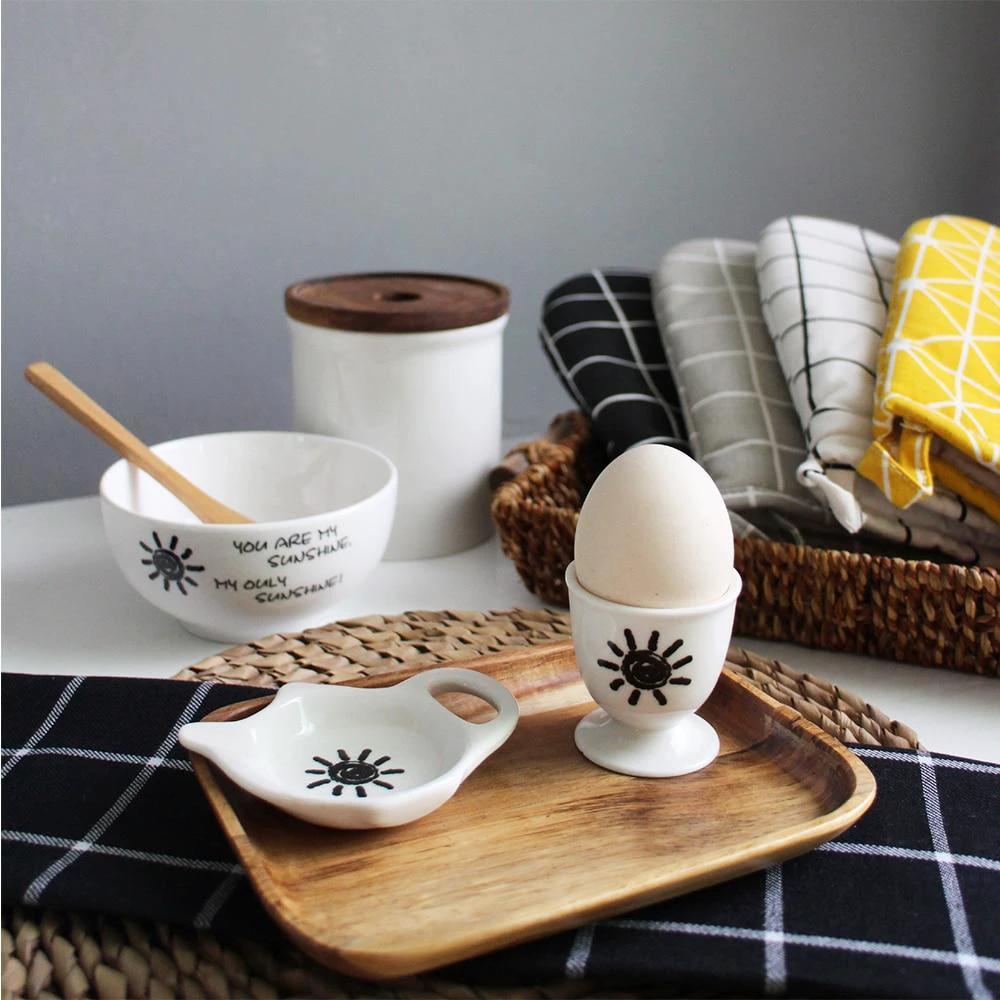 Goblet - Ceramic Egg Cup by Bowlift