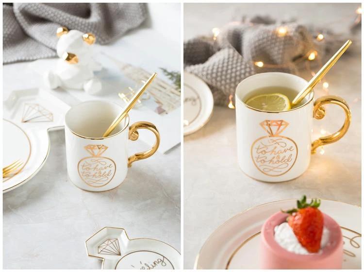 Luxury King & Queen Coffee Mugs by Bowlift