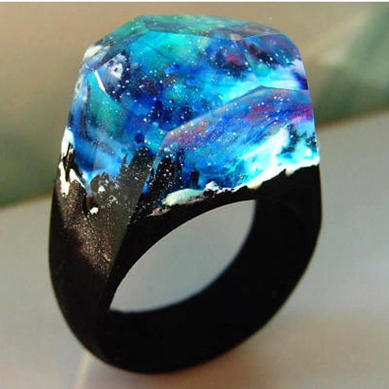 Quanta - Northern Lights Resin Ring by Bowlift
