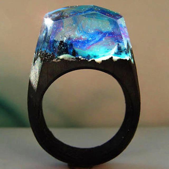 Quanta - Northern Lights Resin Ring by Bowlift