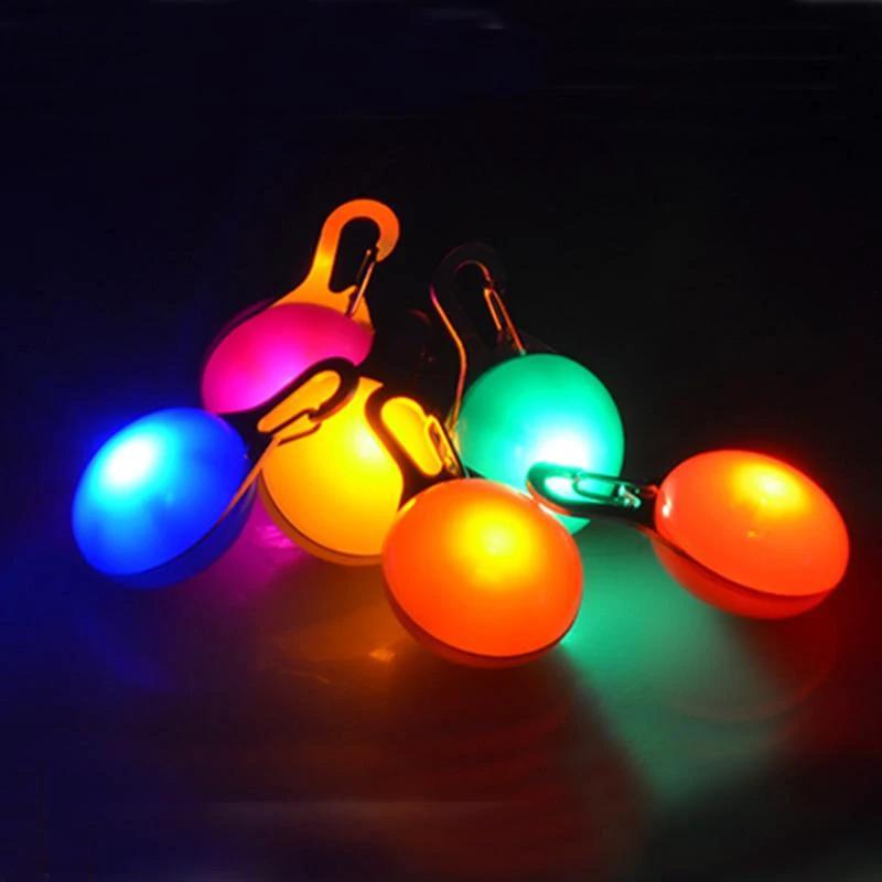 LED Flash Dog Collar Pendant by Bowlift