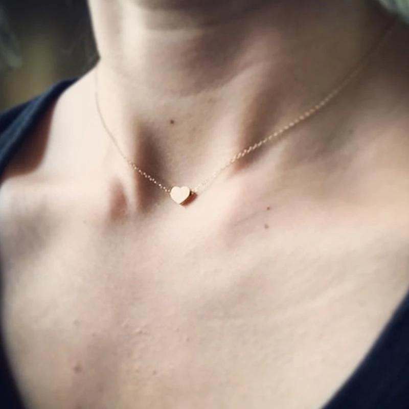 Simple Heart Choker by Bowlift