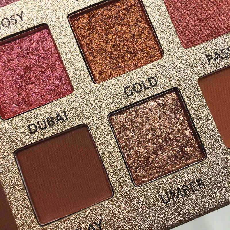 Perfixt - The 18 Color Eyeshadow Palette by Bowlift