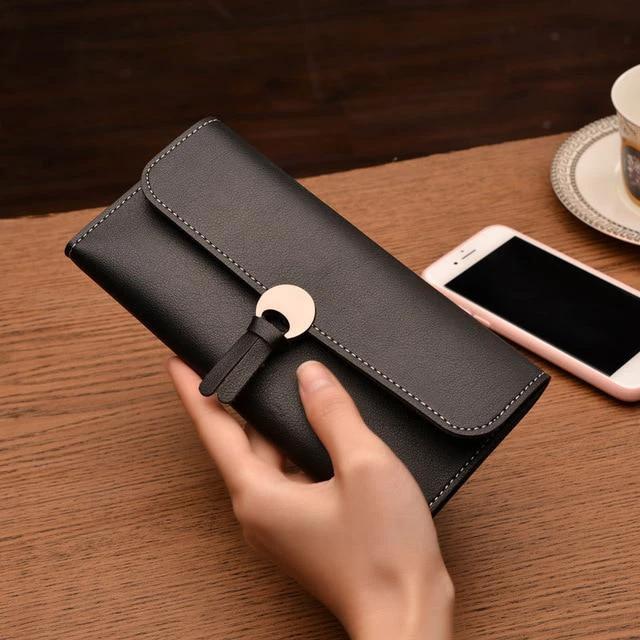 Karina - Modern Clasp Clutch Purse by Bowlift