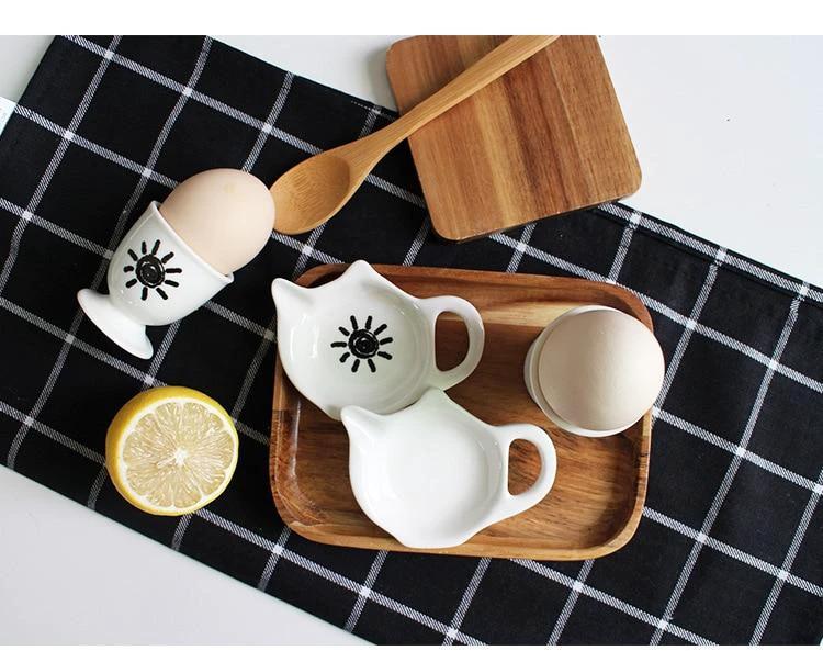 Goblet - Ceramic Egg Cup by Bowlift