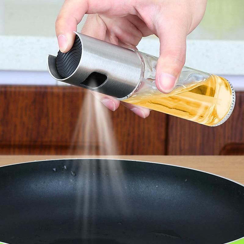 Olea - Olive Oil Spray Dispenser by Bowlift