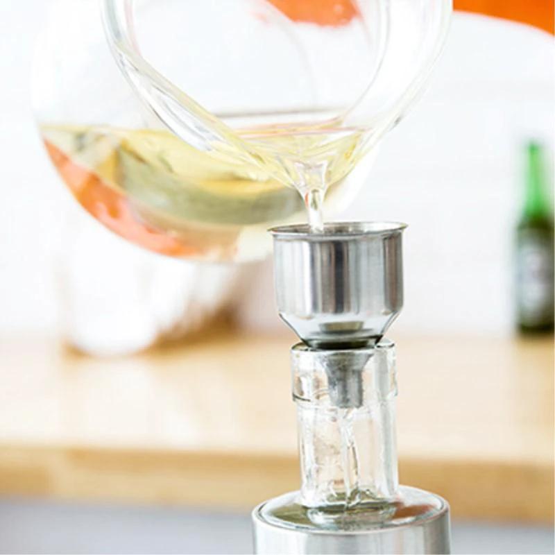 Olea - Olive Oil Spray Dispenser by Bowlift