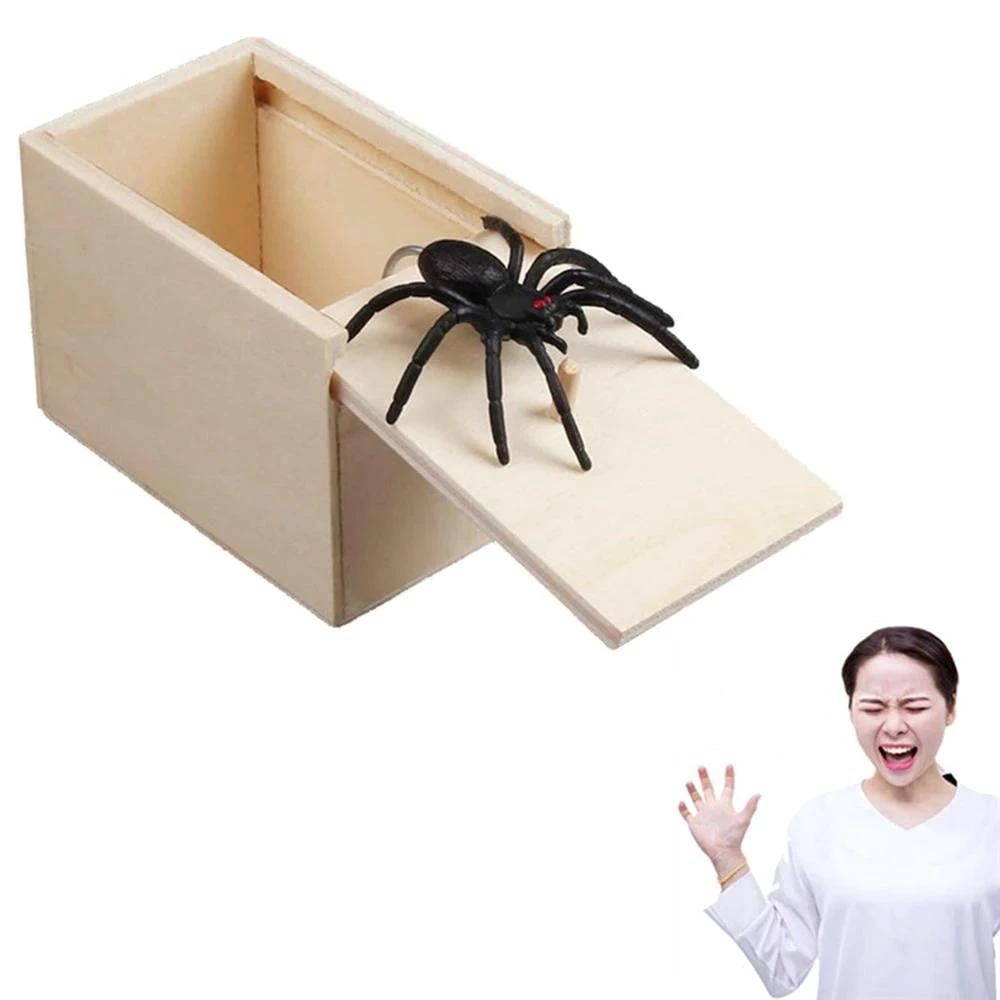 Jumping Spider Prank Box by Bowlift