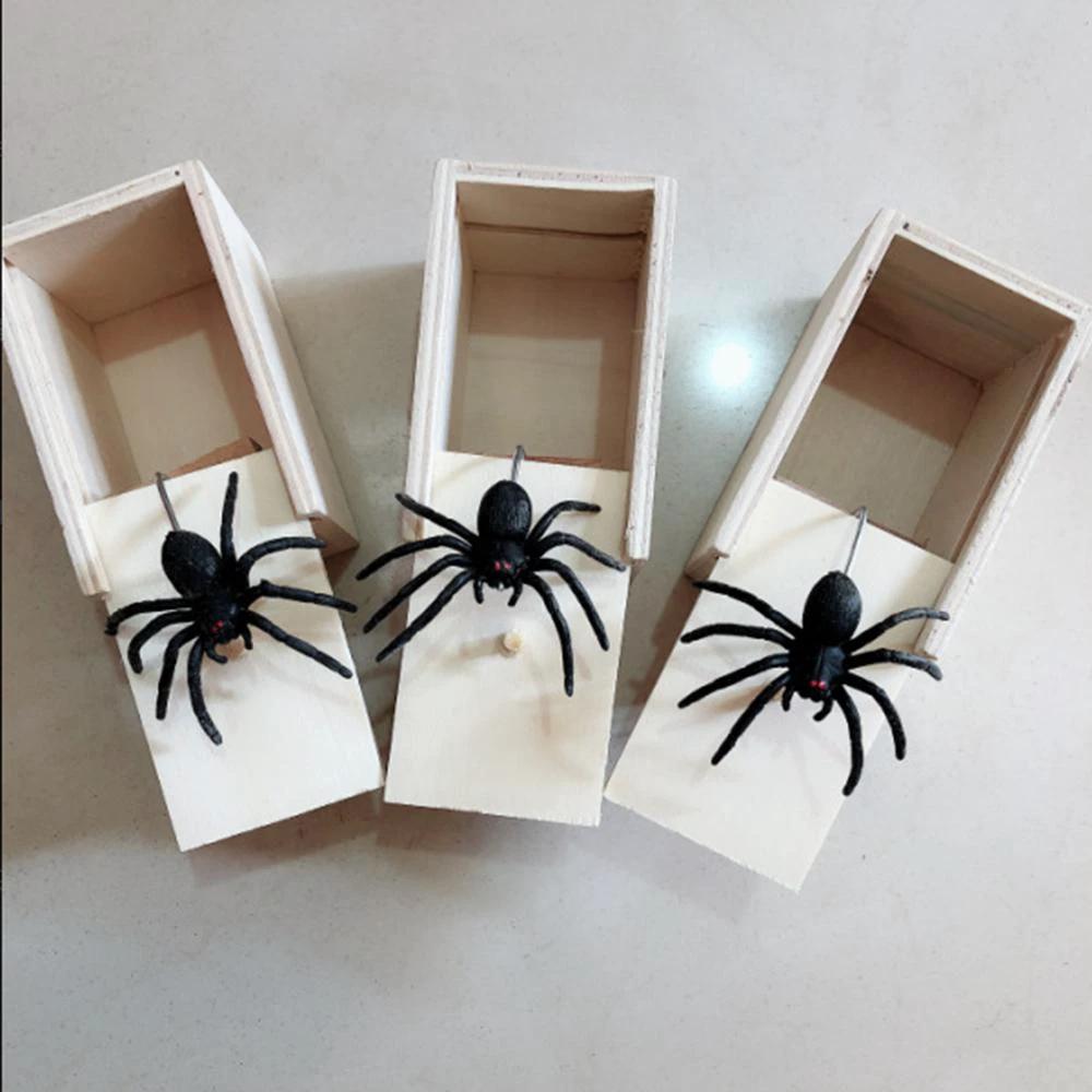 Jumping Spider Prank Box by Bowlift