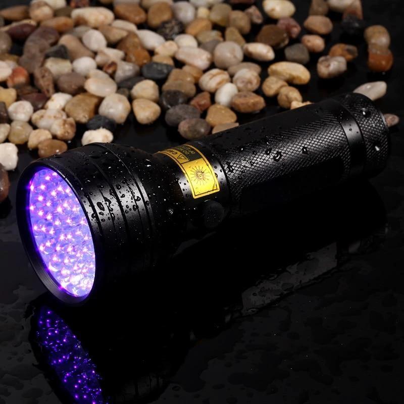 HiLight - LED UV Detection Flash Light by Bowlift