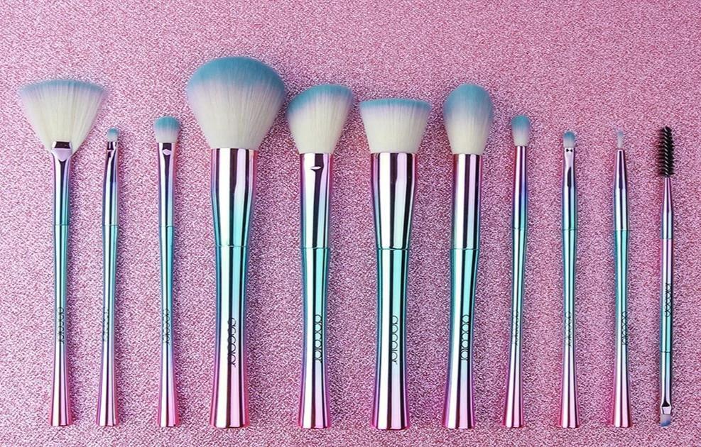 FANTASY Make Up Brushes (Set of 11) by Bowlift
