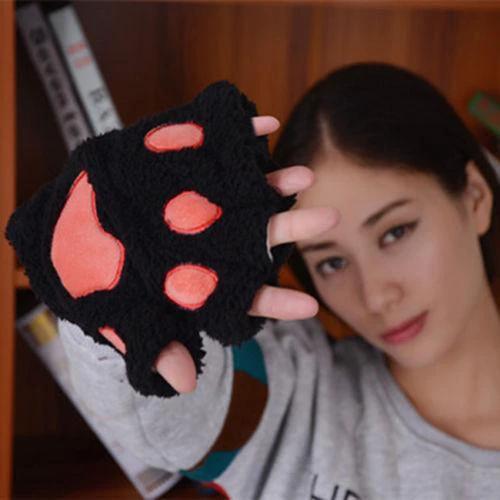 Rawr - Claw Mittens by Bowlift
