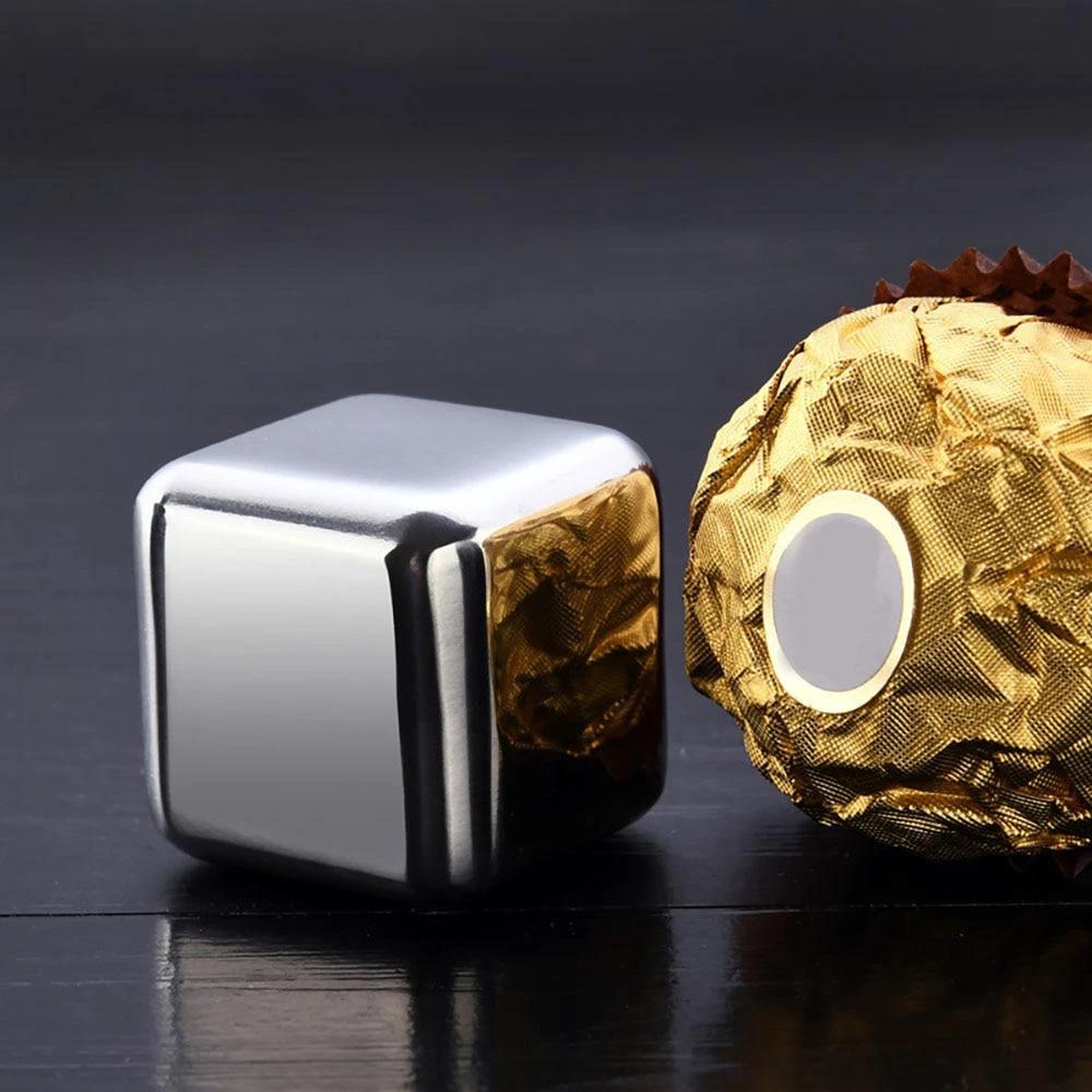 Reusable Stainless Steel Wine Cooling Cube by Bowlift