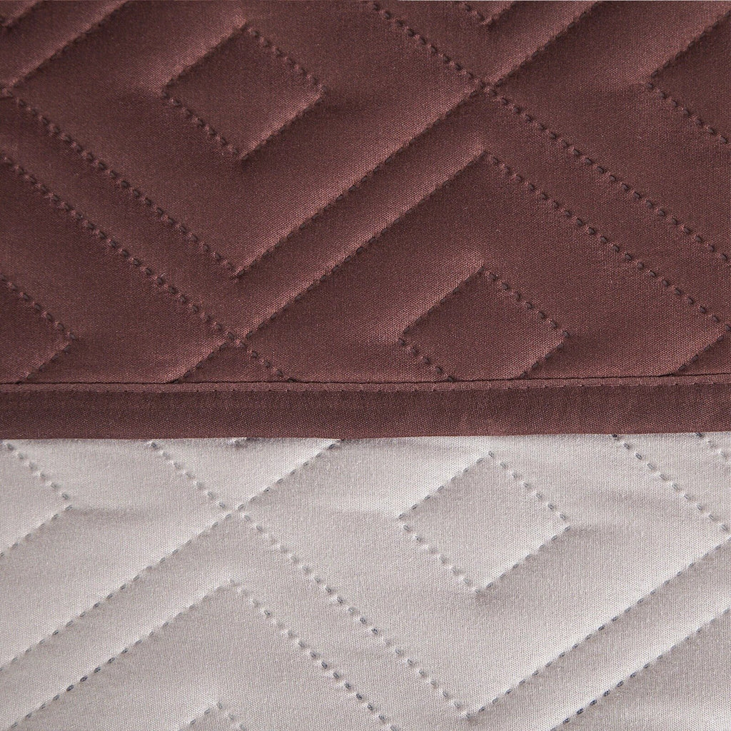 Quilted Sofa Cover Pet Protector Throw Waterproof Sofa Slip Covers 1/2/3 Settee Bowlift by Bowlift