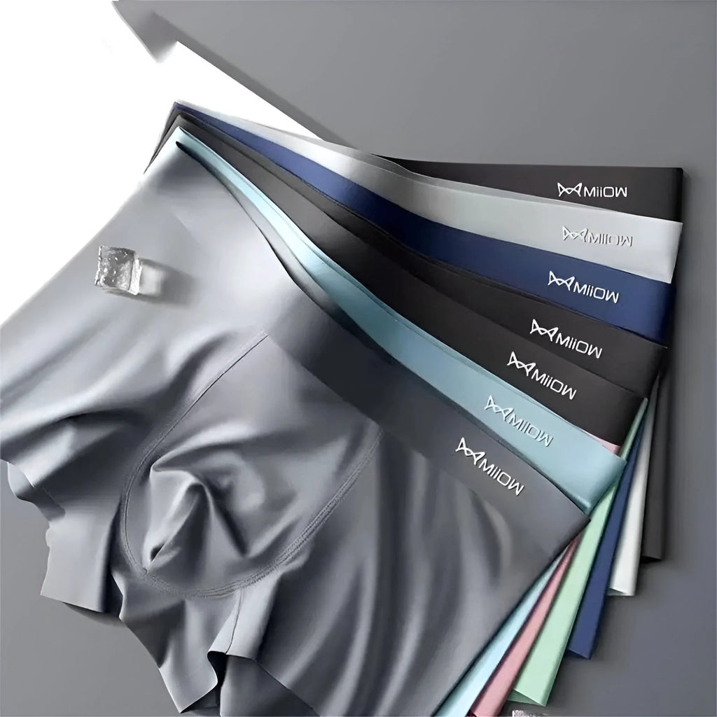 Seamless Men's Boxers - Leo by BowLift