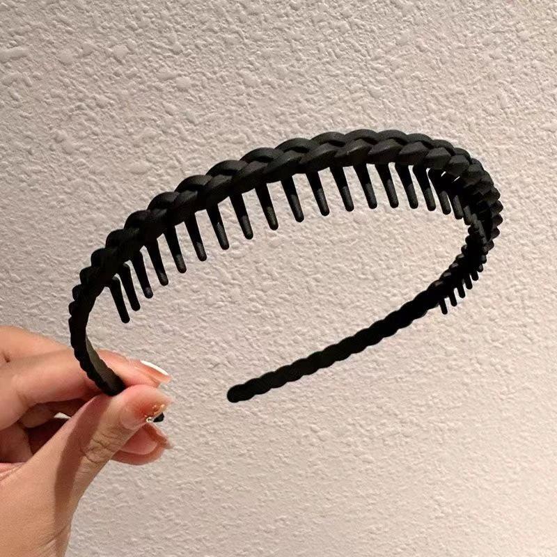 Stylish Matte Face Wash Headband with Teeth for Anti-Slip by BowLift
