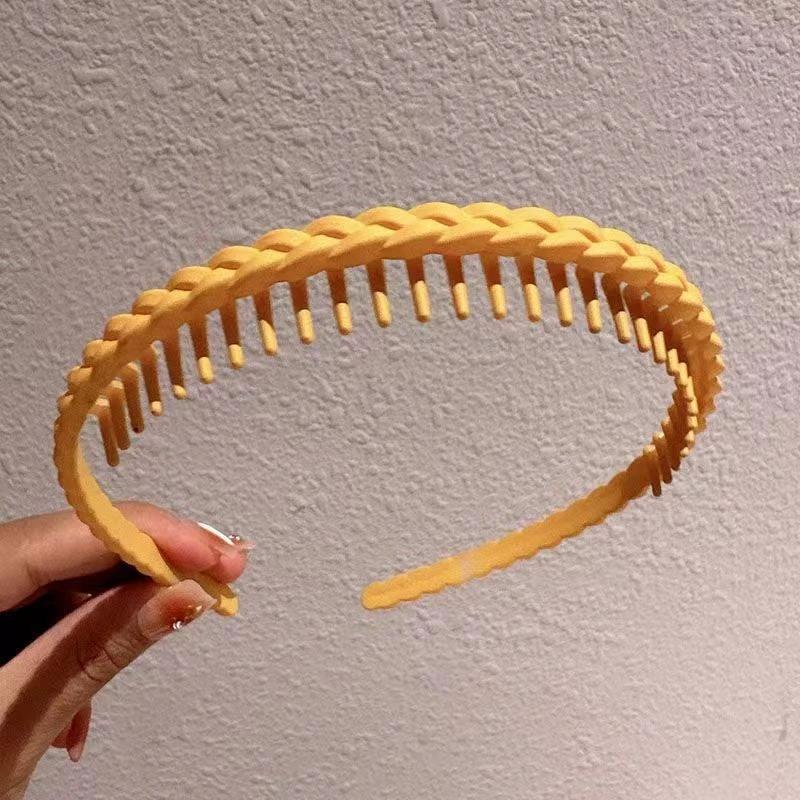 Stylish Matte Face Wash Headband with Teeth for Anti-Slip by BowLift