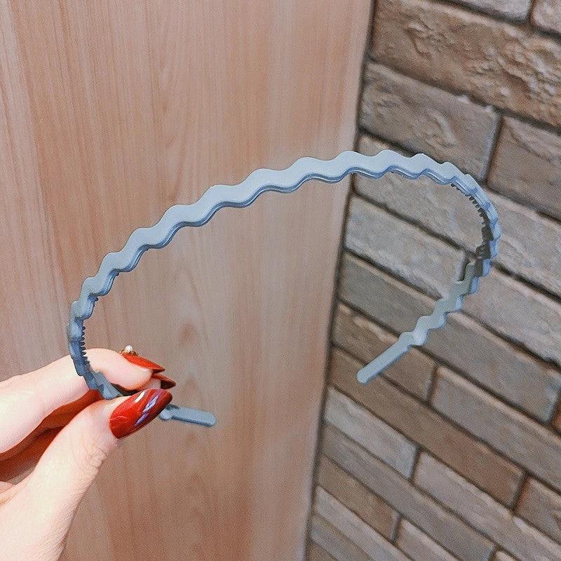 Stylish Matte Face Wash Headband with Teeth for Anti-Slip by BowLift