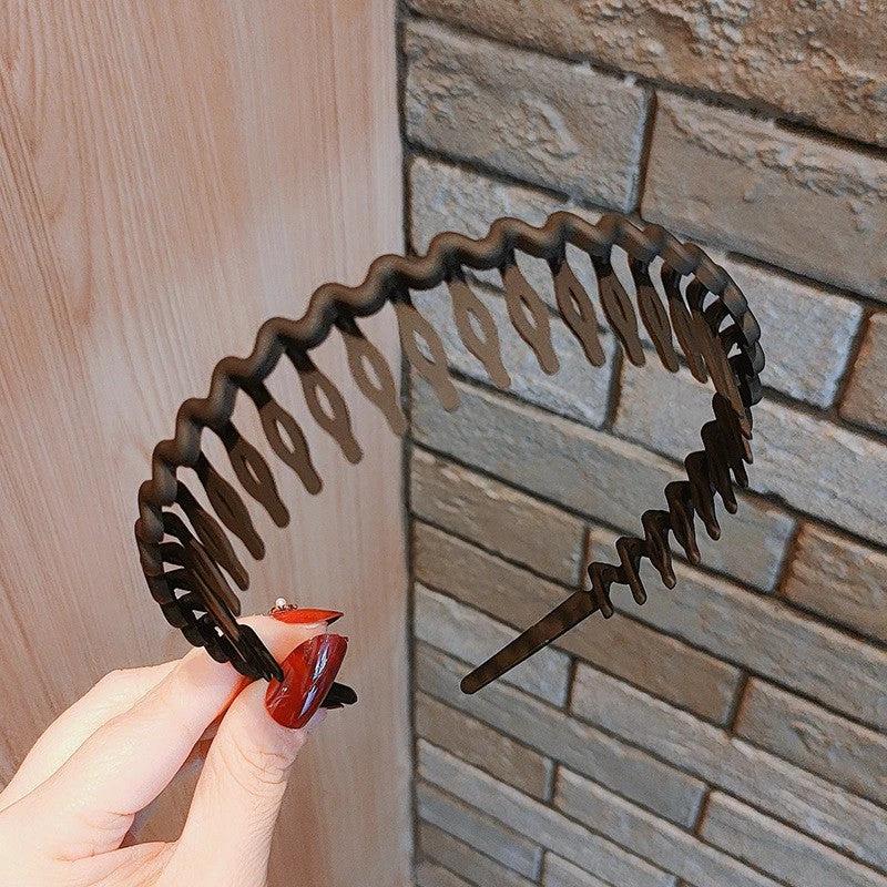 Stylish Matte Face Wash Headband with Teeth for Anti-Slip by BowLift
