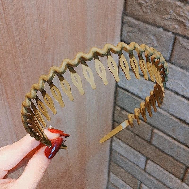 Stylish Matte Face Wash Headband with Teeth for Anti-Slip by BowLift