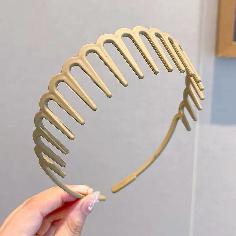 Stylish Matte Face Wash Headband with Teeth for Anti-Slip by BowLift